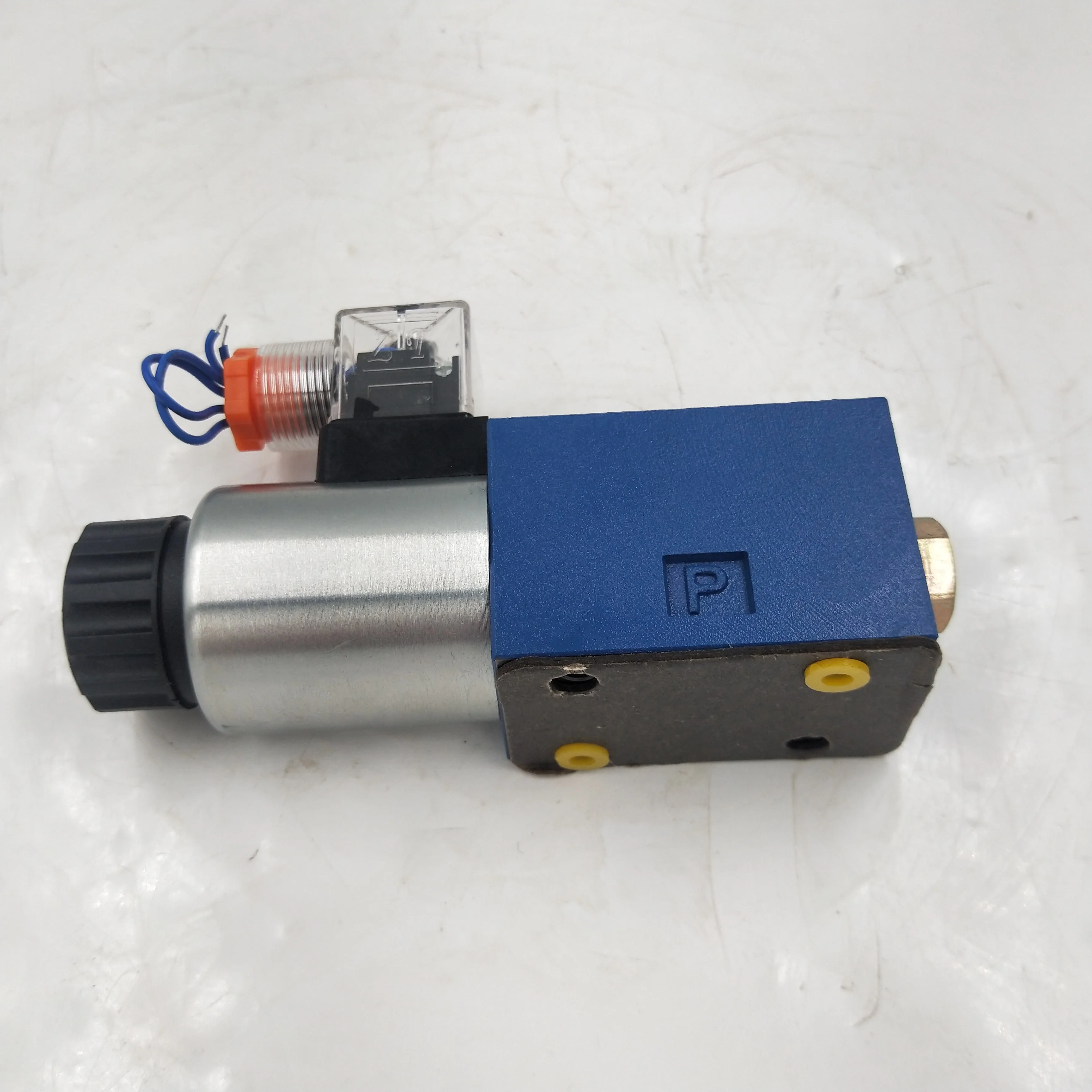 Series Directional Control Hydraulic Valve 4WRE10E64-1X/24K4/M