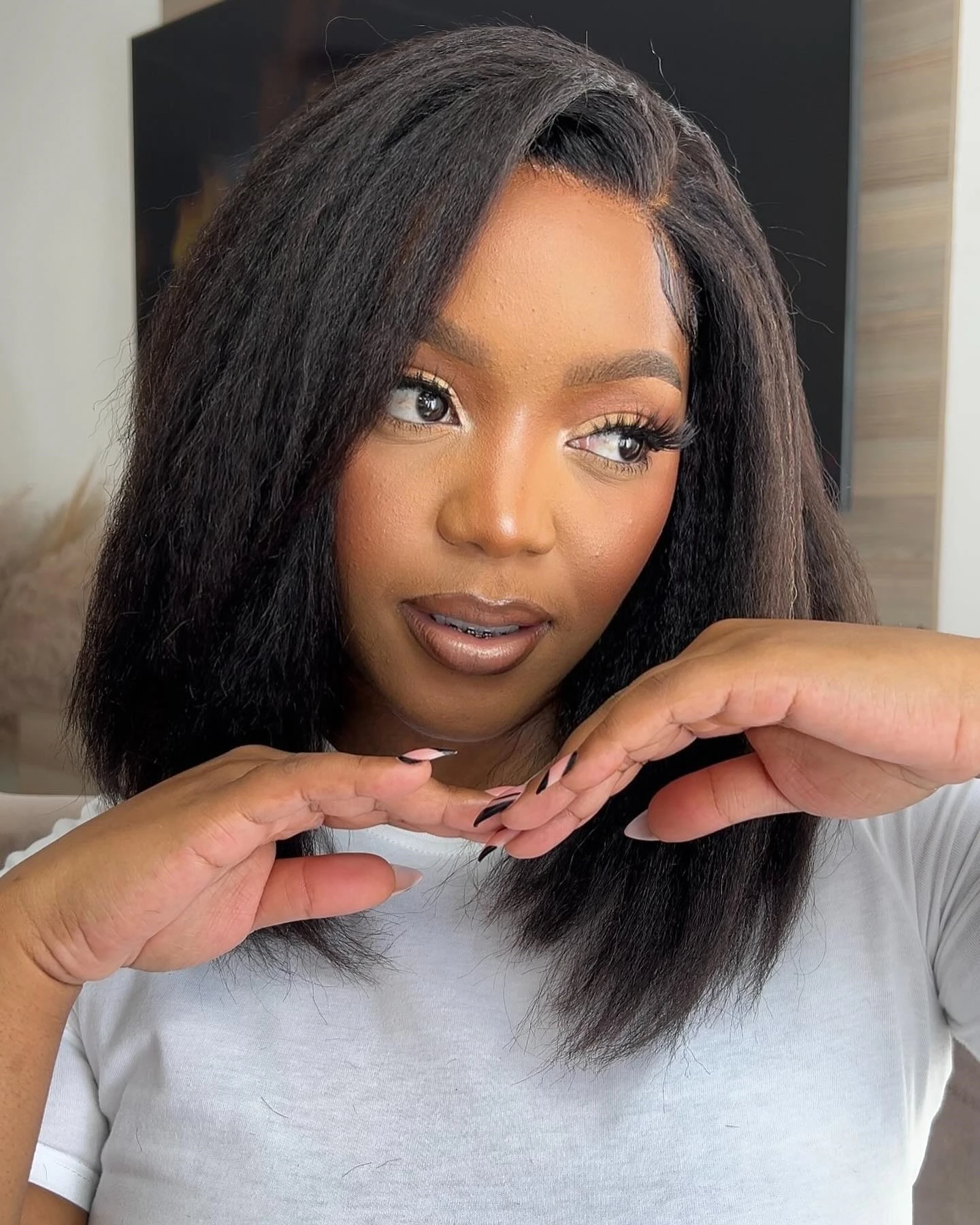 

13x4 Парики из натуральных волос на кружеве для женщин Кудрявые прямые бразильские костяные цветные яки Прямые прозрачные кружевные парики 4x4 с застежкой