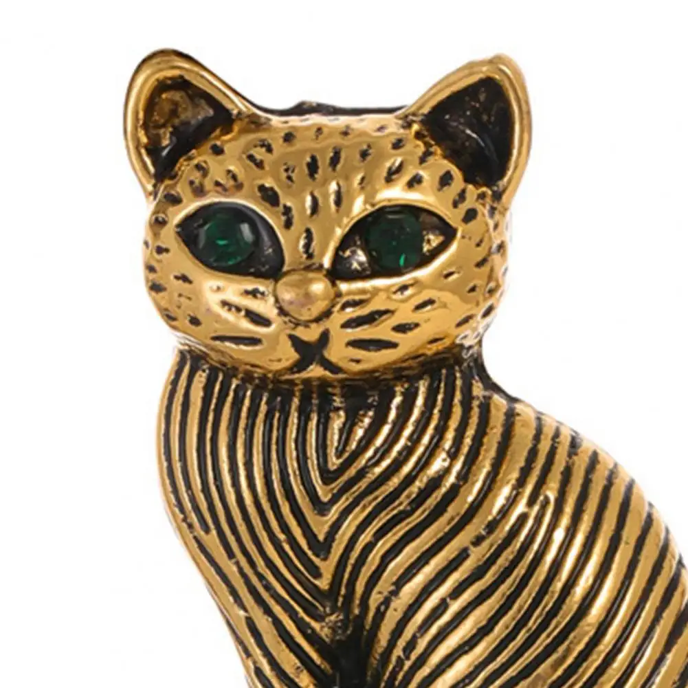 Artistic Brooch Retro Style Cat Brooch Pin Fine Texture Jewelry Sitting Cat Design Accessory with Detailed Hair Texture