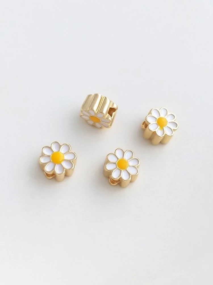 6PCS 14k Gold Plated Small Daisy Pendant Loose Beads Charms for Jewelry Making DIY Supplies Handmade Brass Accessories