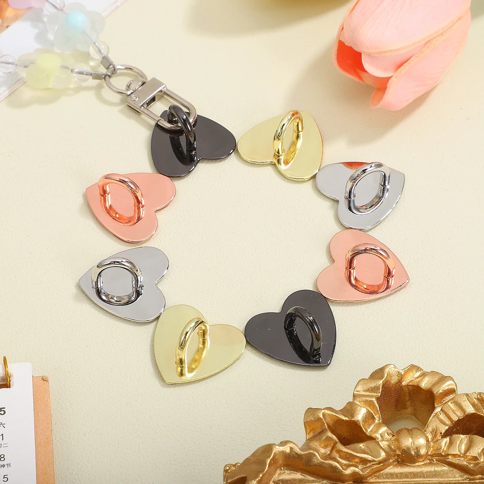 

20pcs Phone Rope Buckle Heart Shaped Alloy DIY Mobile Case Accessories Keychain Strap Hook Black Gold