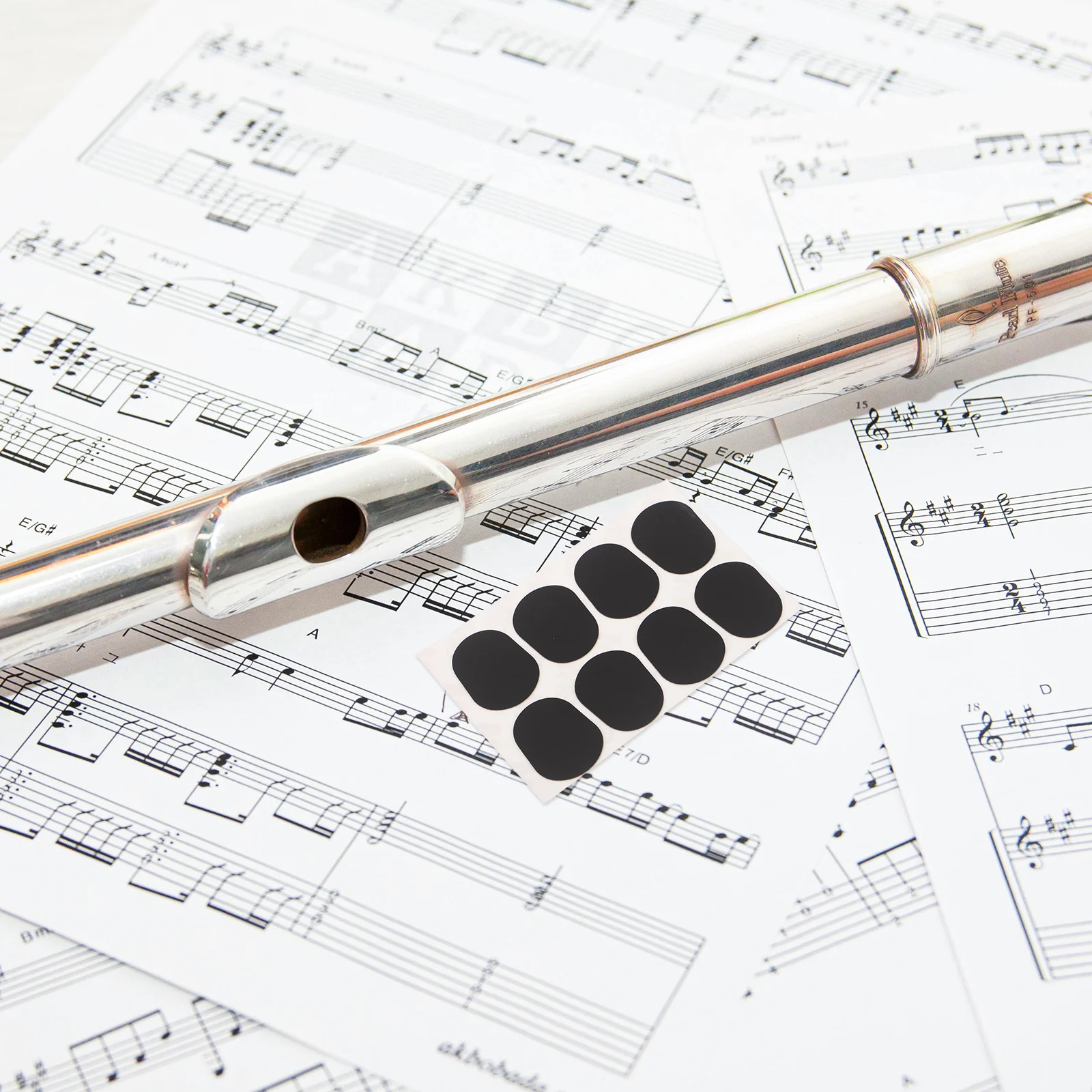 

32pcs Saxophone Mouthpiece Cushion For Alto Tenor Soprano Clarinet Anti-Slip Self-Adhesive Tooth Pad Woodwind Instrument