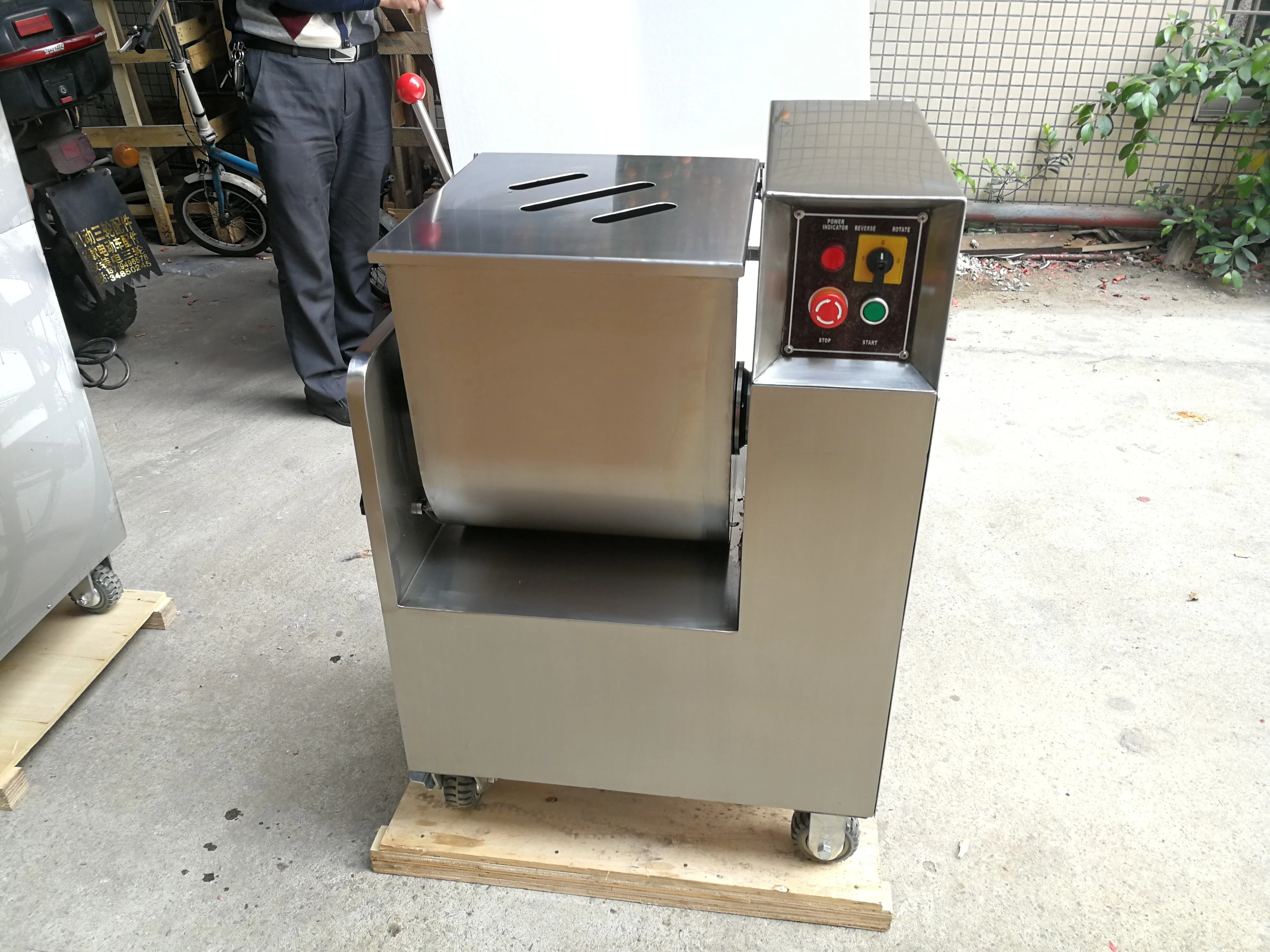 Commercial Electric 50L Meat Blender for Minced Meat & Vegetable Mixing New Condition Sausage Meat Stuffing for Restaurants