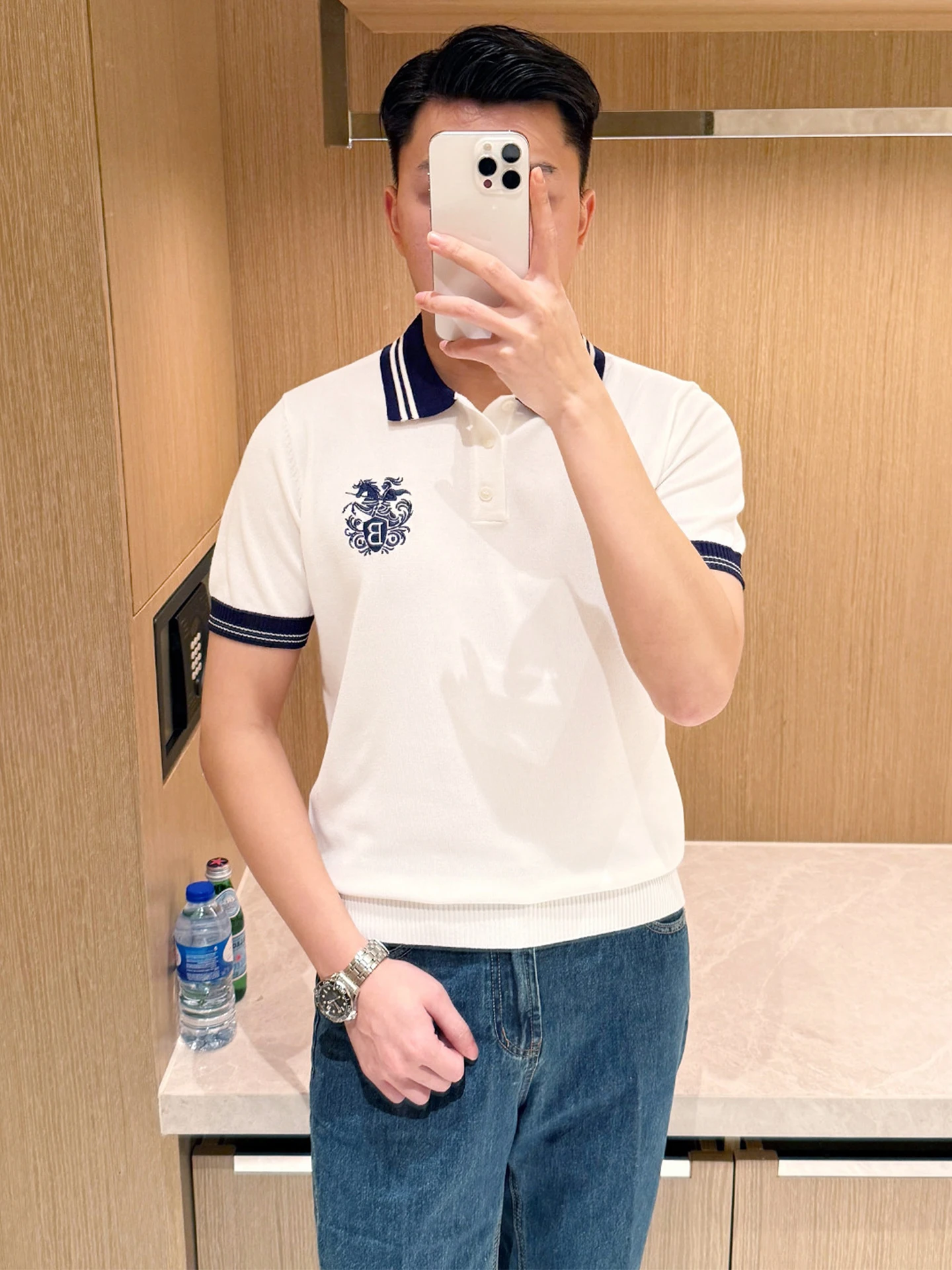 

Busin Casual ort Sve irt Men's Faion Knight Embroidery Slim Fit Engli Sle Knitted Summer T-irt