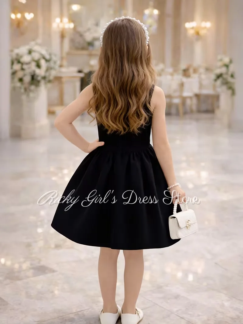 Customized Black Flower Girl Dresses For Wedding Satin 3 D Flowers Princess Birthday Party Performance First Communion Gown