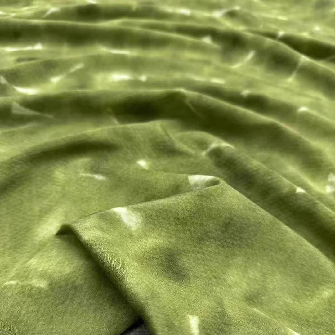 140CM Wide 18MM Breathable Silk Crepe de Chine Fabric for Summer Elastic Dress Skirt Pajamas DIY Sewing Material R2050