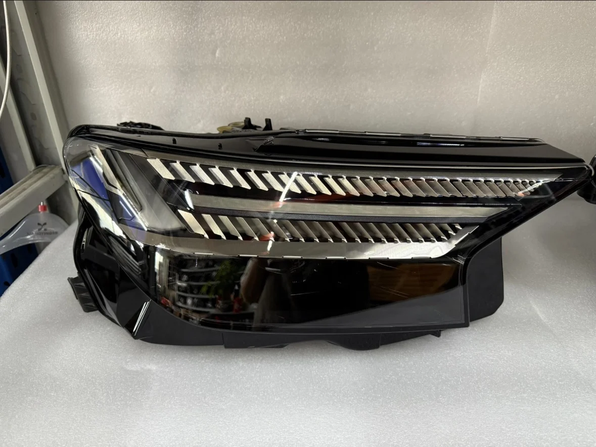 Fit For Audi Q4 Headlight 2022-2024 Audi Q4 e-tron Headlight Audi Q4 Matrix LED Headlamp European Version For Replacement