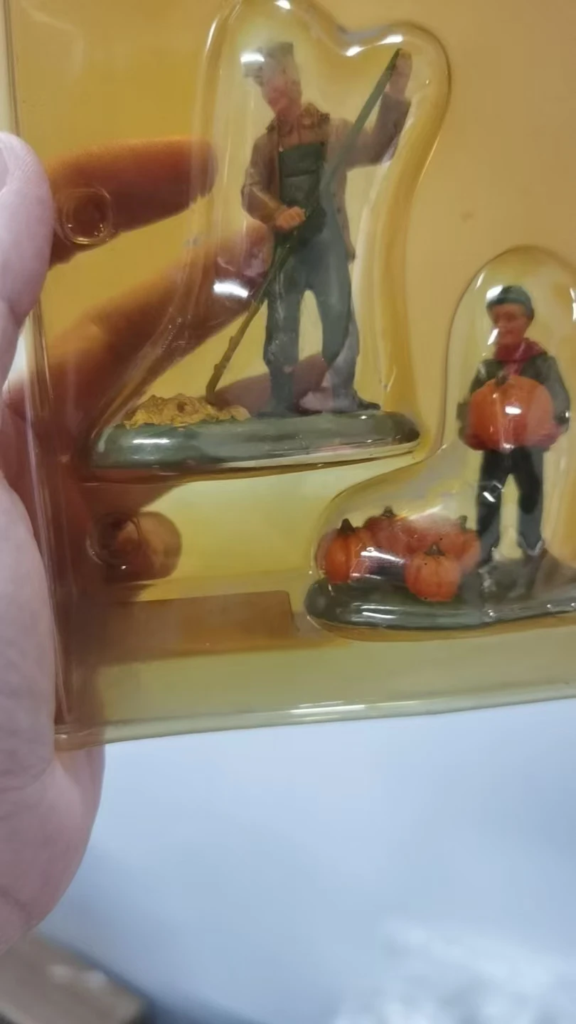 resin figure mental psychological sand table game box court therapy pumpkin