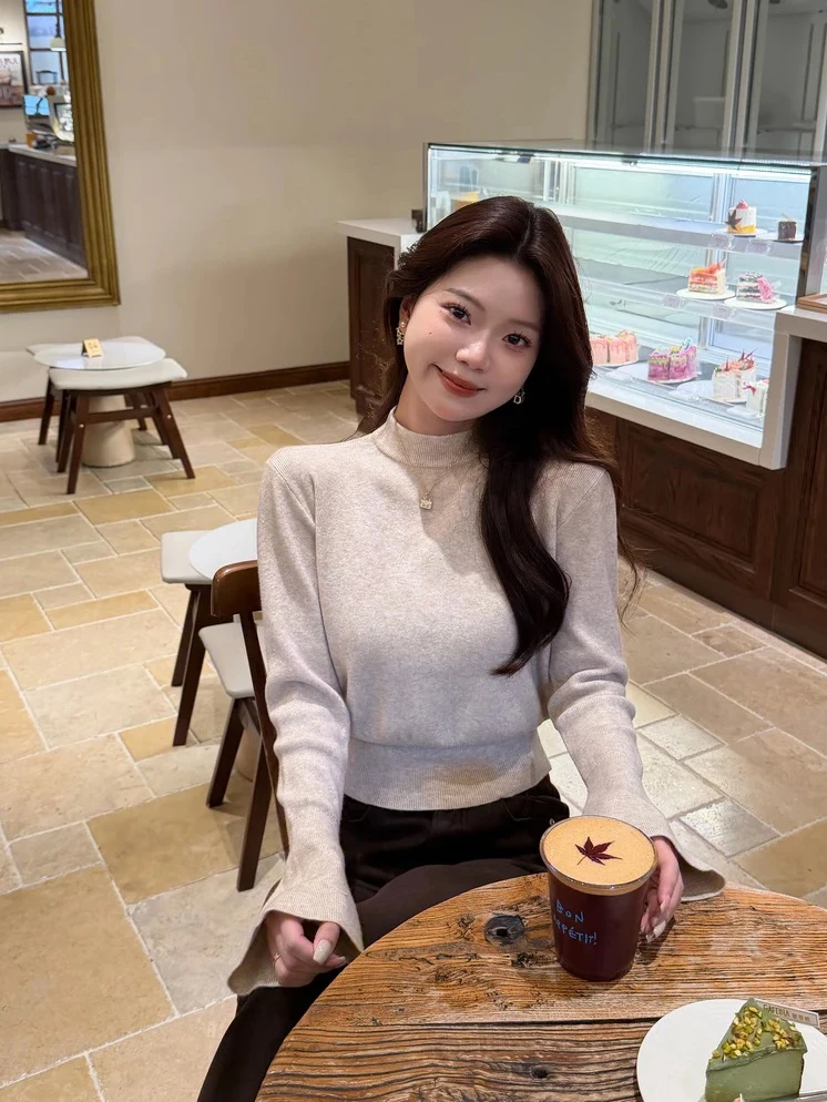 

Korean Sle Women's Knitted Base irt Spring 2026 New Waist-Cinching Slimming Overhead Sweater Long Sve f High Collar