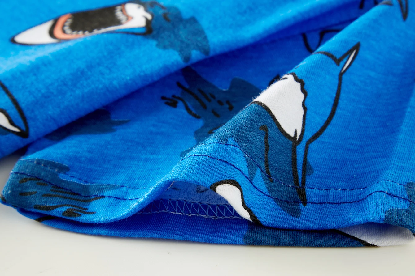 Jungen-Pyjama-Set aus 100 % Baumwolle, Cartoon-Haifisch, voll bedruckt, leicht, atmungsaktiv, Sommer-Pyjama-Shorts-Set für Kleinkinder von 1–8 Jahren – Detail 9