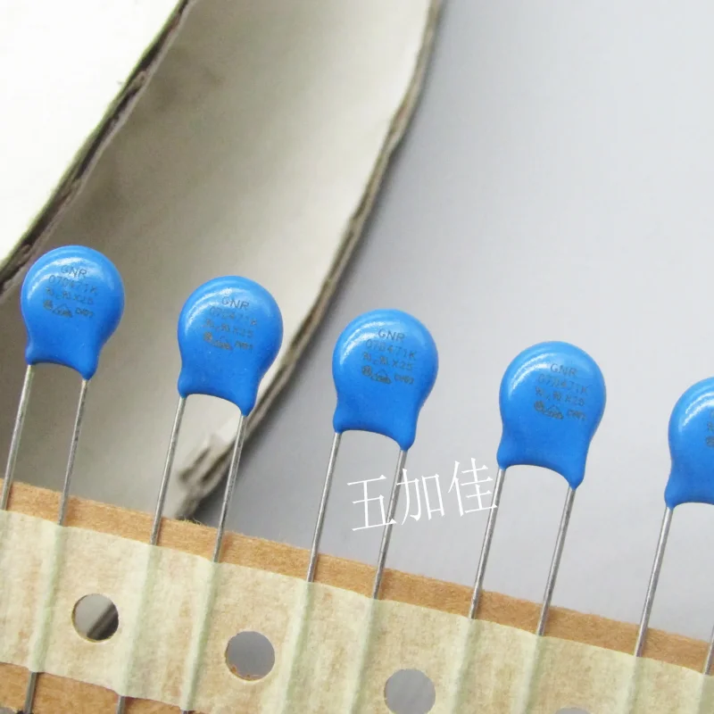10-100pcs Taiwan GNR07D471KTR 07D471K 470V chip diameter 8mm varistor