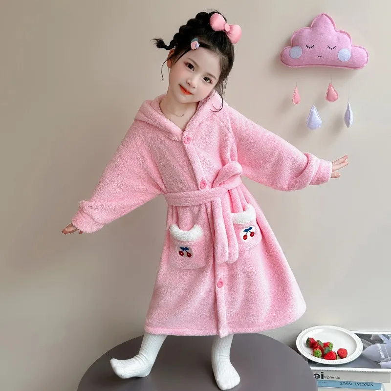 Coral Fleece Children's Nightgown, Baby Wearable Bath Towel, Hooded Pajamas, Girls' Autumn and Winter Flannel Girls' Bathrobe