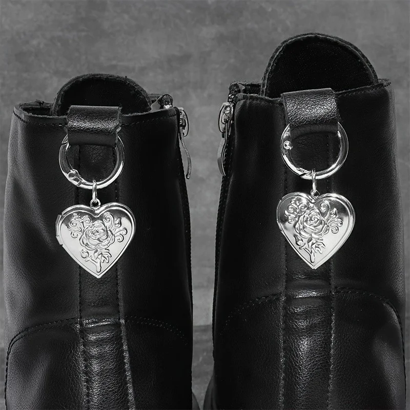 2Pcs Gothic Rose Carved Heart-Shaped Lock Boot Accessory, Silver Metal Detachable Shoe Pendant, Suitable for All Kinds of Boots