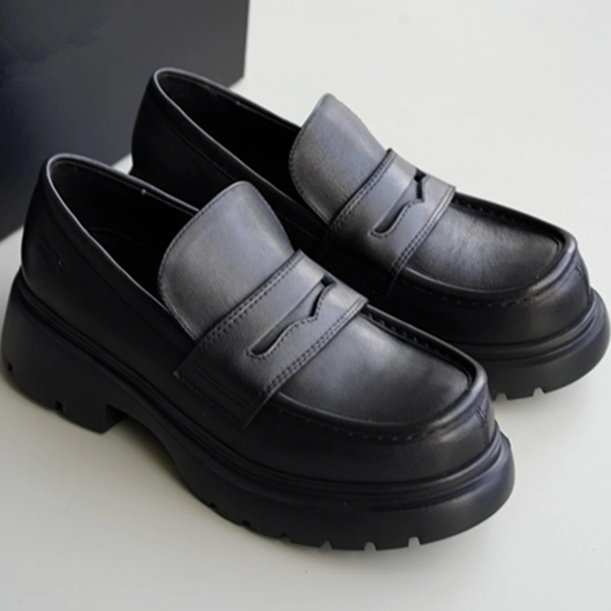 

Jenny&Dave 2026 Fashion Old School Retro 4cm Thick Soled Flat Shoes Minimalist Fashion Lazy Slip-On Loafers Women Shoes Woman