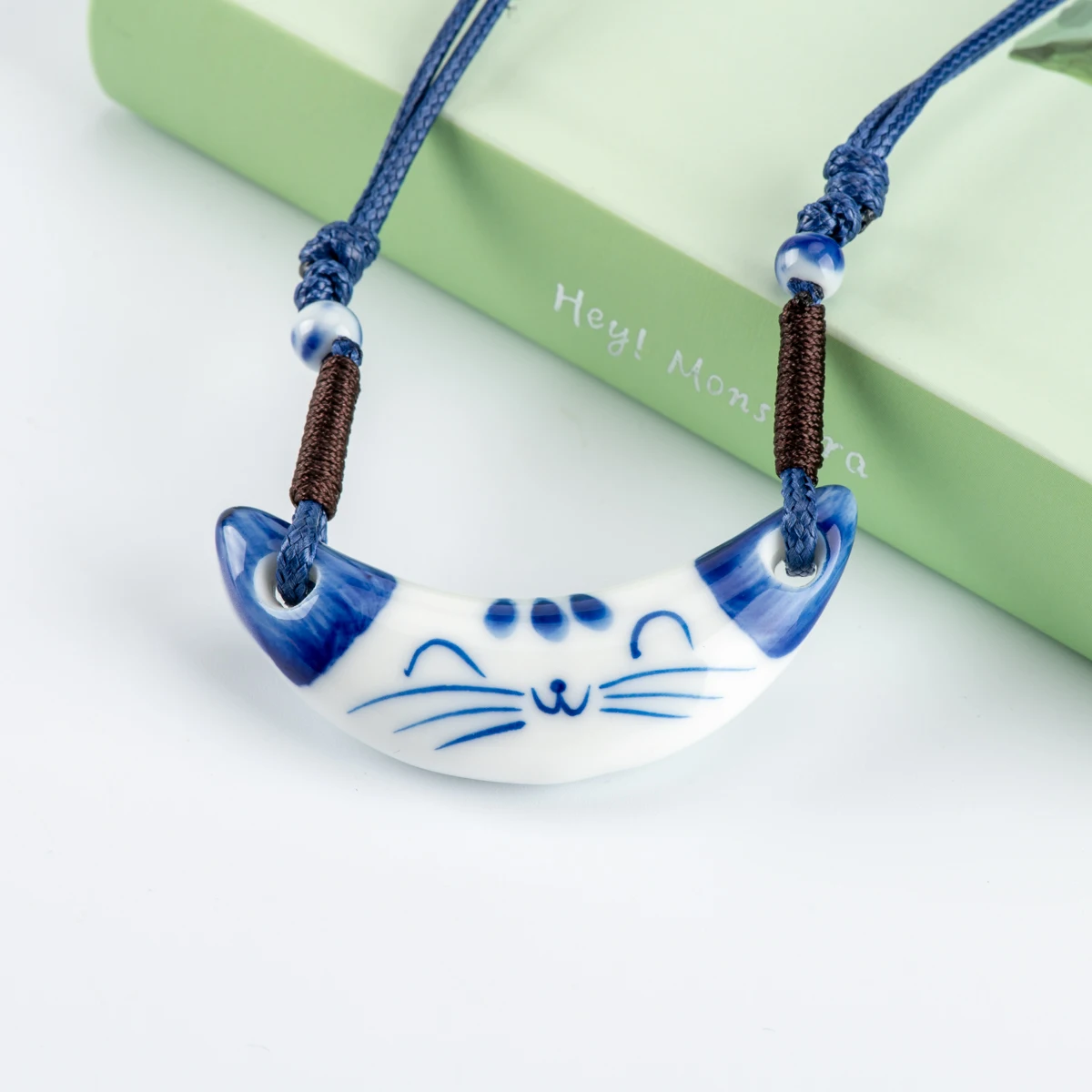 Jingdezhen Ceramic Cat Pendants Women\'s Ceramics Necklace Cartoon Animal Pendant For Gift Girl Drop Shipping #XN266