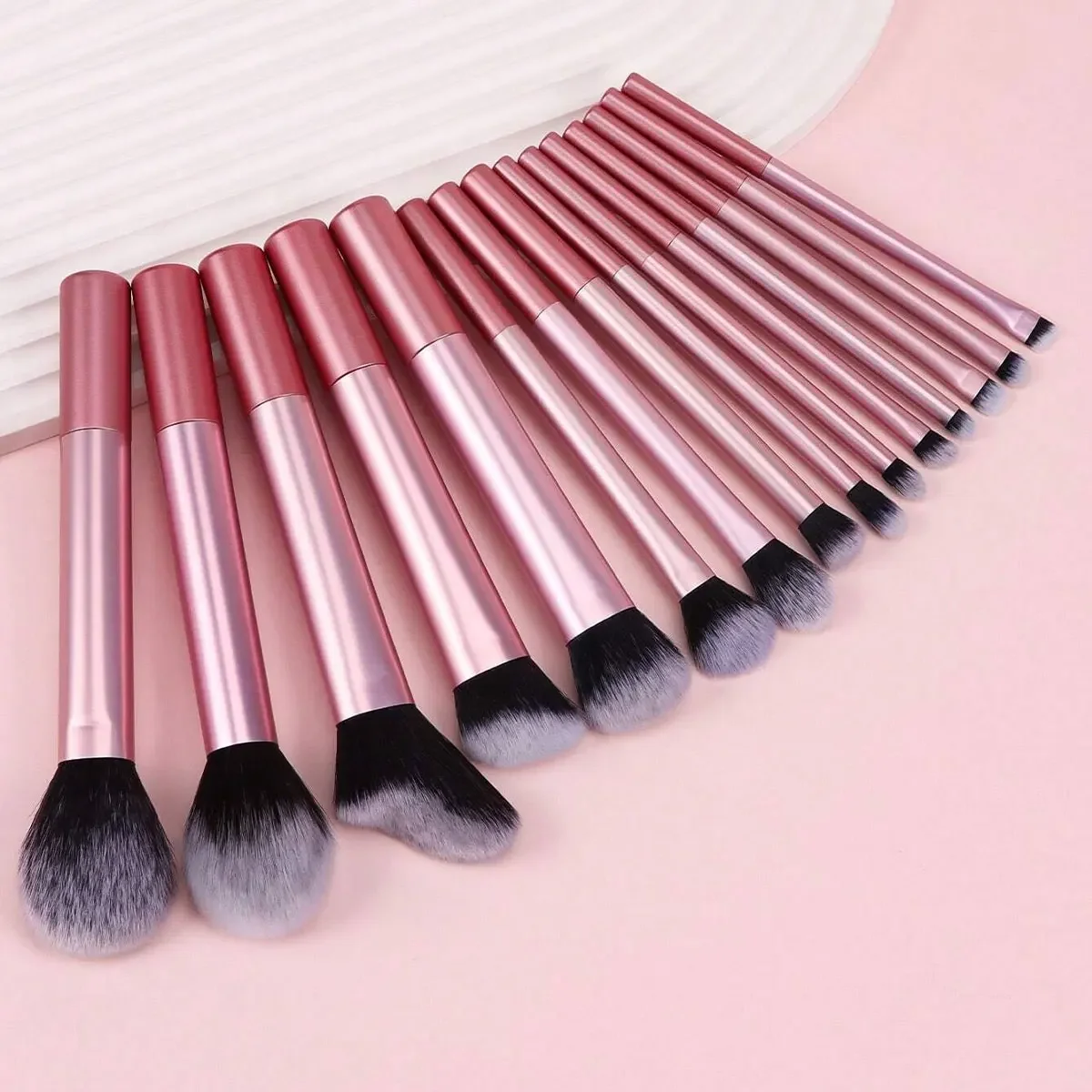 Set di pennelli per trucco professionale rosa da 15 pezzi, incluso pennello per fard, pennello per cipria, pennello per correttore, pennello per ombretto, viaggio completo
