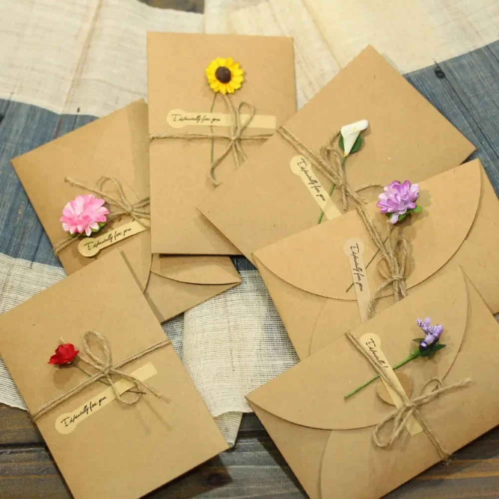 Vintage Kraft Paper Handmade Dry Flower Greeting Card Creative DIY Blessing Festival Greeting Card Invitations Party Supplies