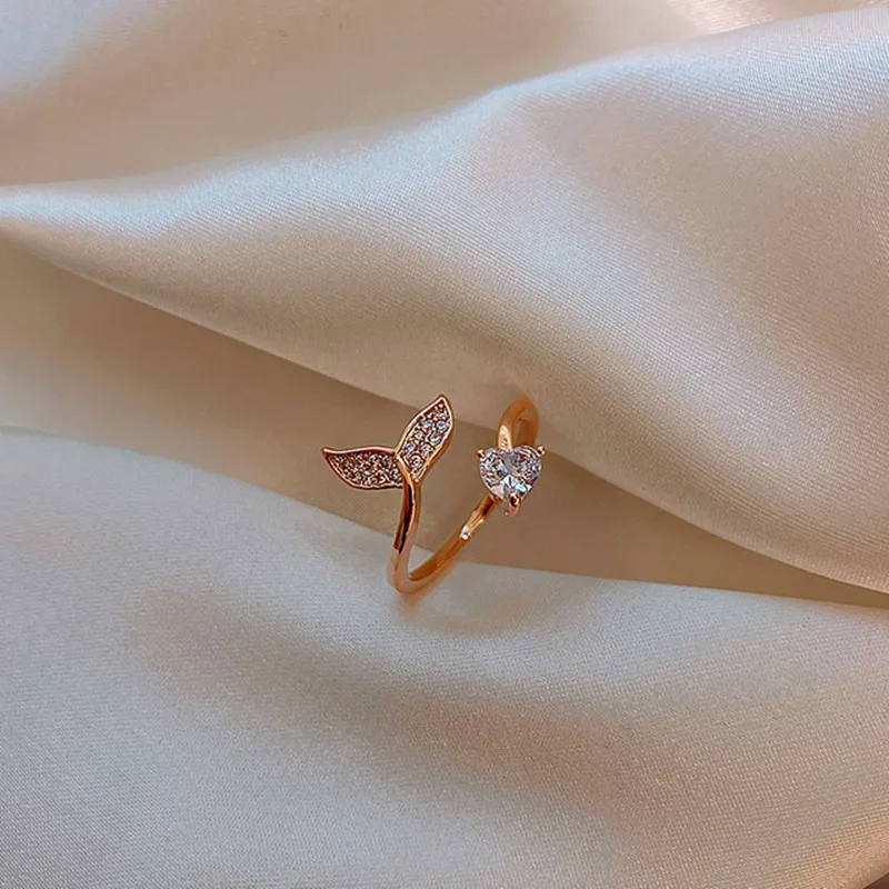 

Gold Plated Copper Embedded Zirconia Fi Tail Ring for Women Open Sle Index Finger mat Ring Faion Jewelry