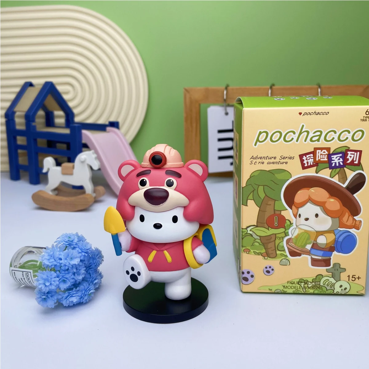 Sanrio Pochacco Adventure Series figura de arrastre adorno de mesa decoración de juego de moda regalo muñeca de cumpleaños caja ciega