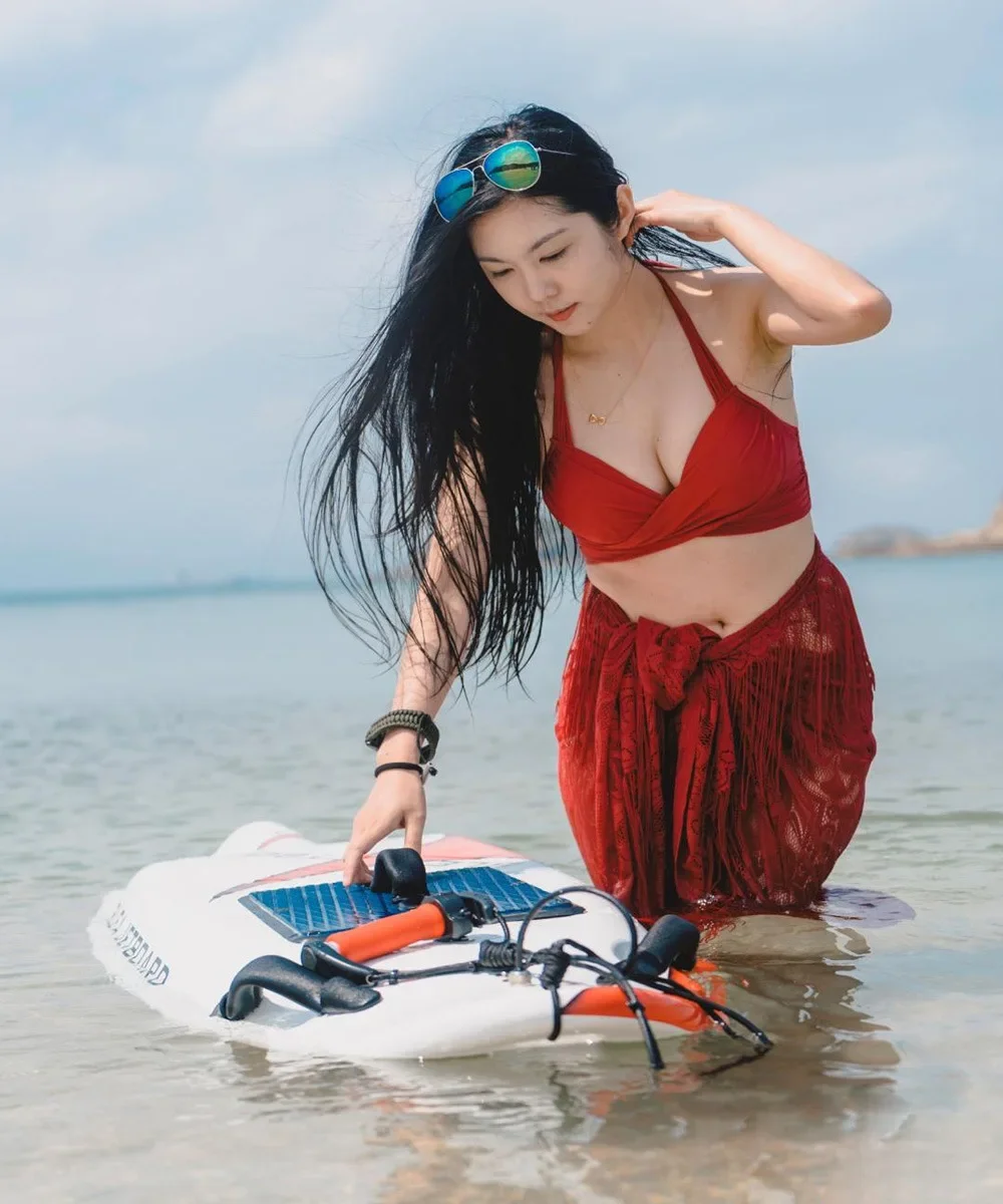 High Quality Power Surfboard Adult Electric Floating Water Entertainment Board for Ocean Waters