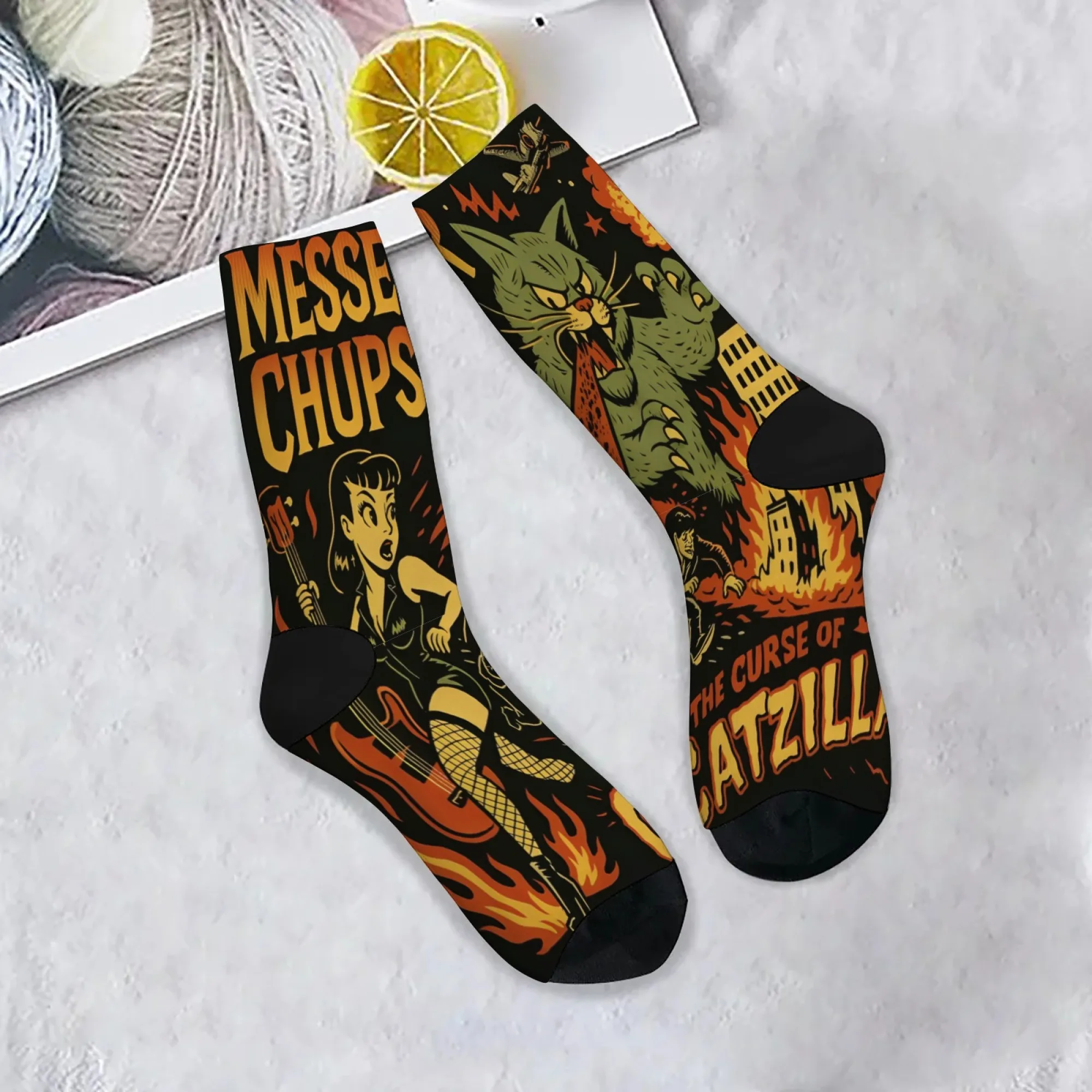 Harajuku Retro Cartoon Rock Print Men's Socks Comfortable Breathable Non-Slip Socks Novel Street Style Casual Socks Fun Gift