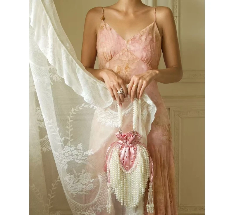 French retro handmade beaded fringed silk satin bucket banquet temperament clutch messenger bag