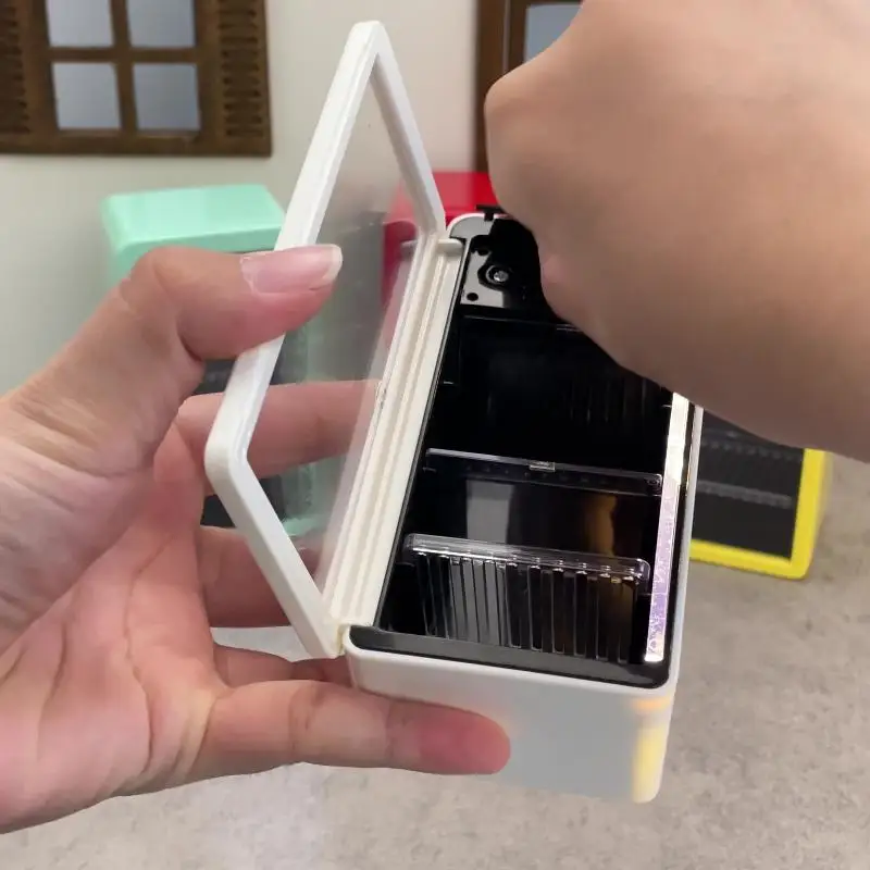 1Pcs 1:12 Doll House Mini Simulation Luminous Refrigerator Freezer Playhouse Toys Miniature Food Play Kitchen Scene Decor