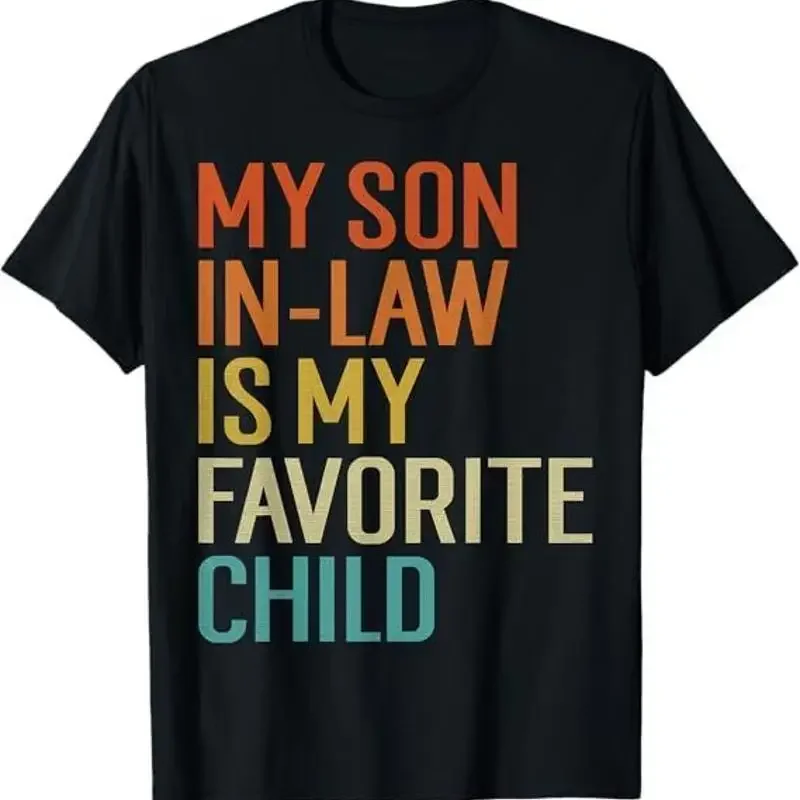 Mein Schwiegersohn ist mein Lieblingskind. Lustiges Retro-T-Shirt mit Familienspaß-Humor