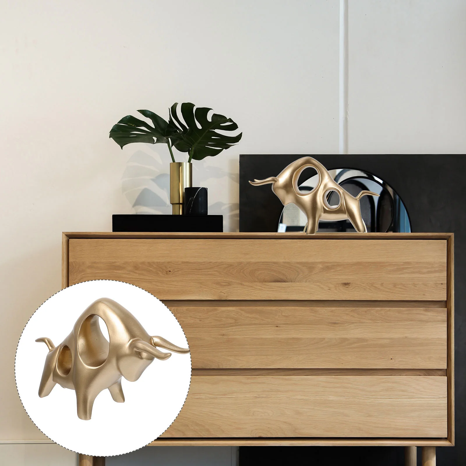

1Pcs Mini Resin Cattle Adornment Cute Animal Decor for Room Shelf Table Display Gold Symbol Cattle Ornament