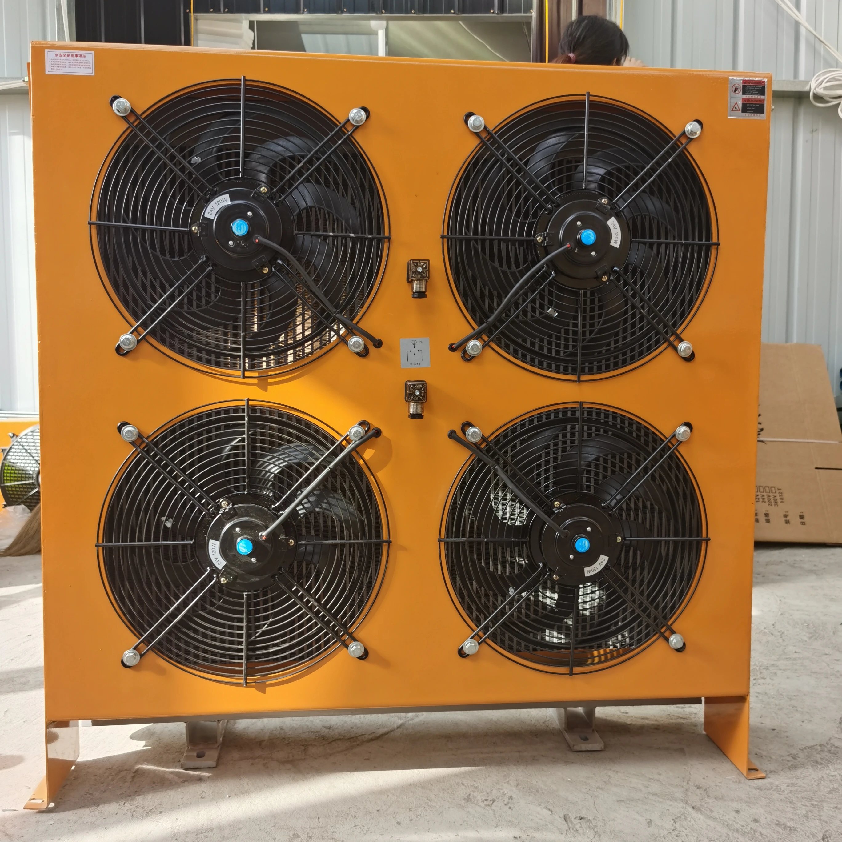 

AH2590L Гидравлический воздушный охладитель с большим расходом 700 л/мин Масляный радиатор/пластинчатый гидравлический алюминиевый масляный радиатор