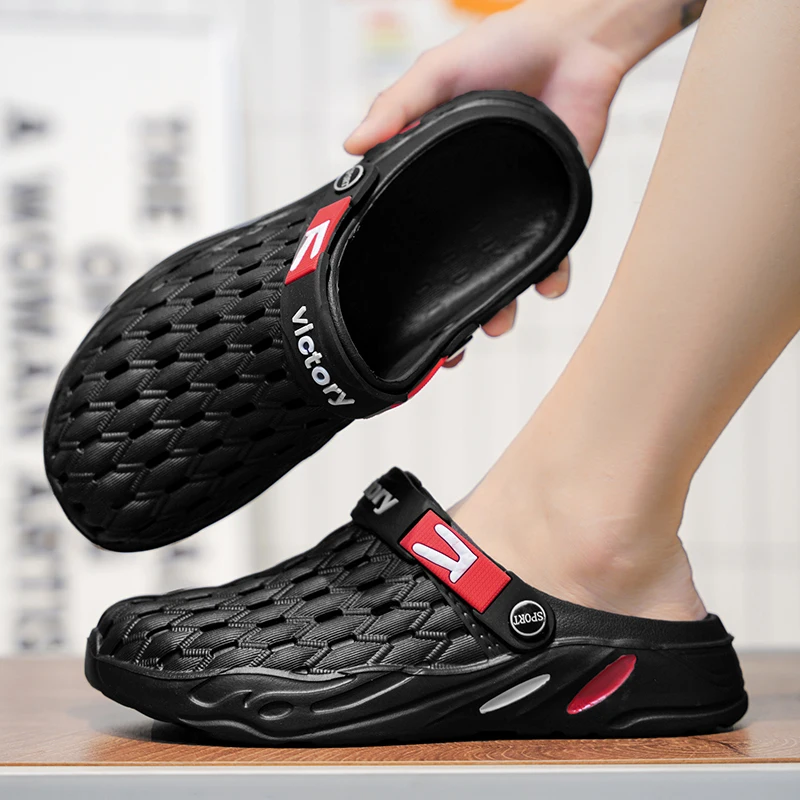 Flat Sandals Men Shoes 2025 Slippers Men Garden Platform Sandals Man Summer Sandals Male Sneakers Outdoor Flip Flops Home Clogs