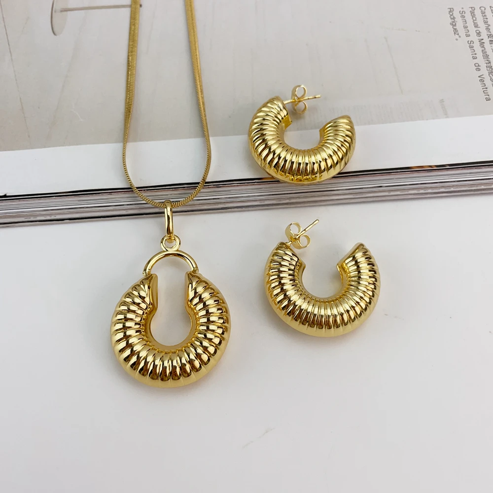 

Новейший красивый каменный кулон с серьгами Дубай Fine Jewelry для женщин FHK20388