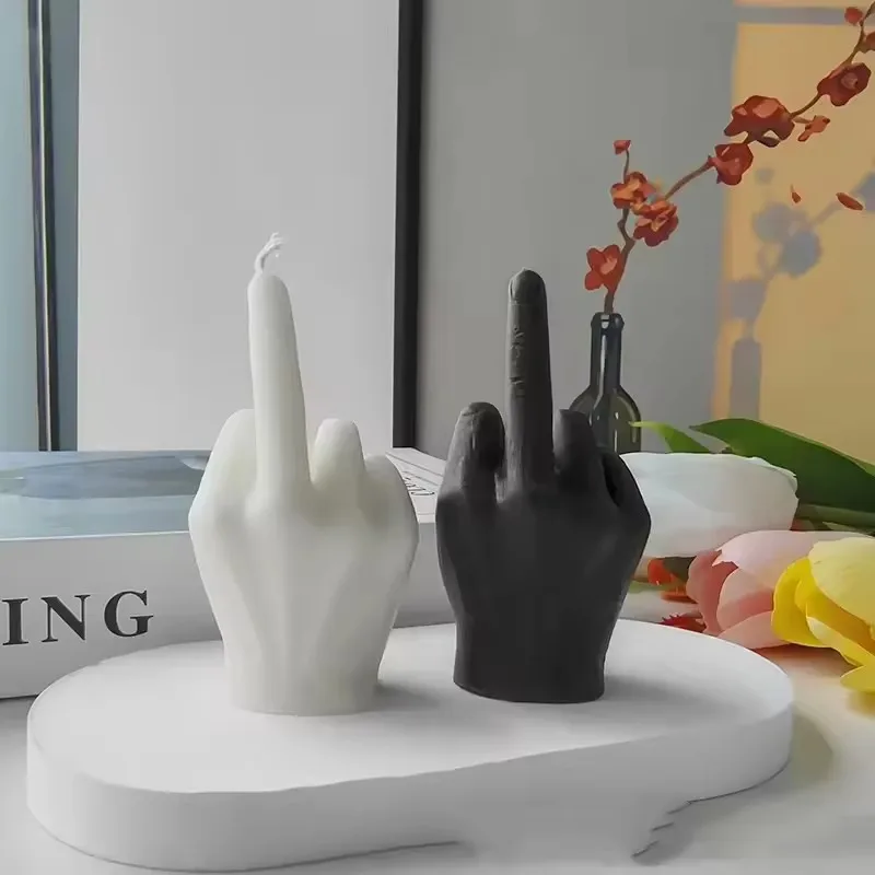 Humorous and quirky creative gesture modeling aromatherapy candles, personalized home decoration, friend exchange gifts