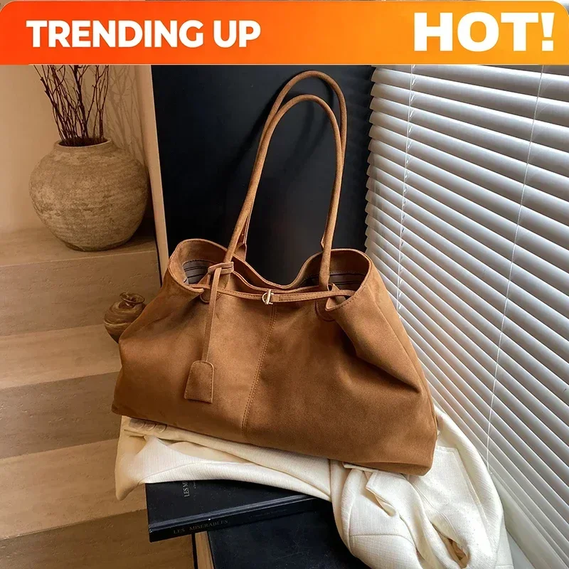 Velvet Zipper 2024 New Product Large Tote Bag Solid Large Capacity Popular Fashion Shoulder Bag Soft Simple Commuter Handbag