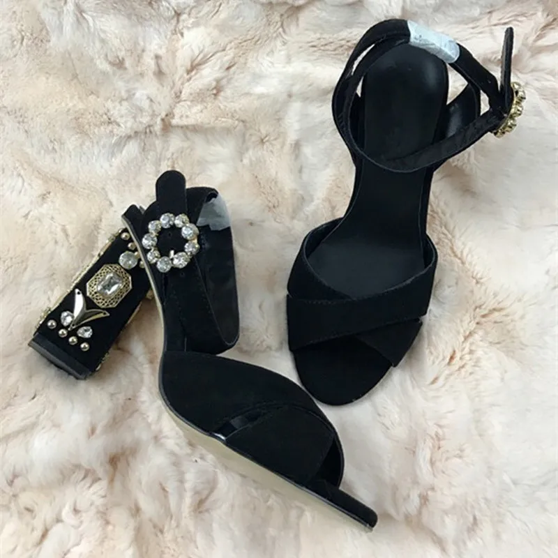 

Luxury Crystal Studs Chunky Heel Women Sandal Black Suede Leather Cross Back Strap Ankle Buckle Diamond High Heels Wedding Shoes