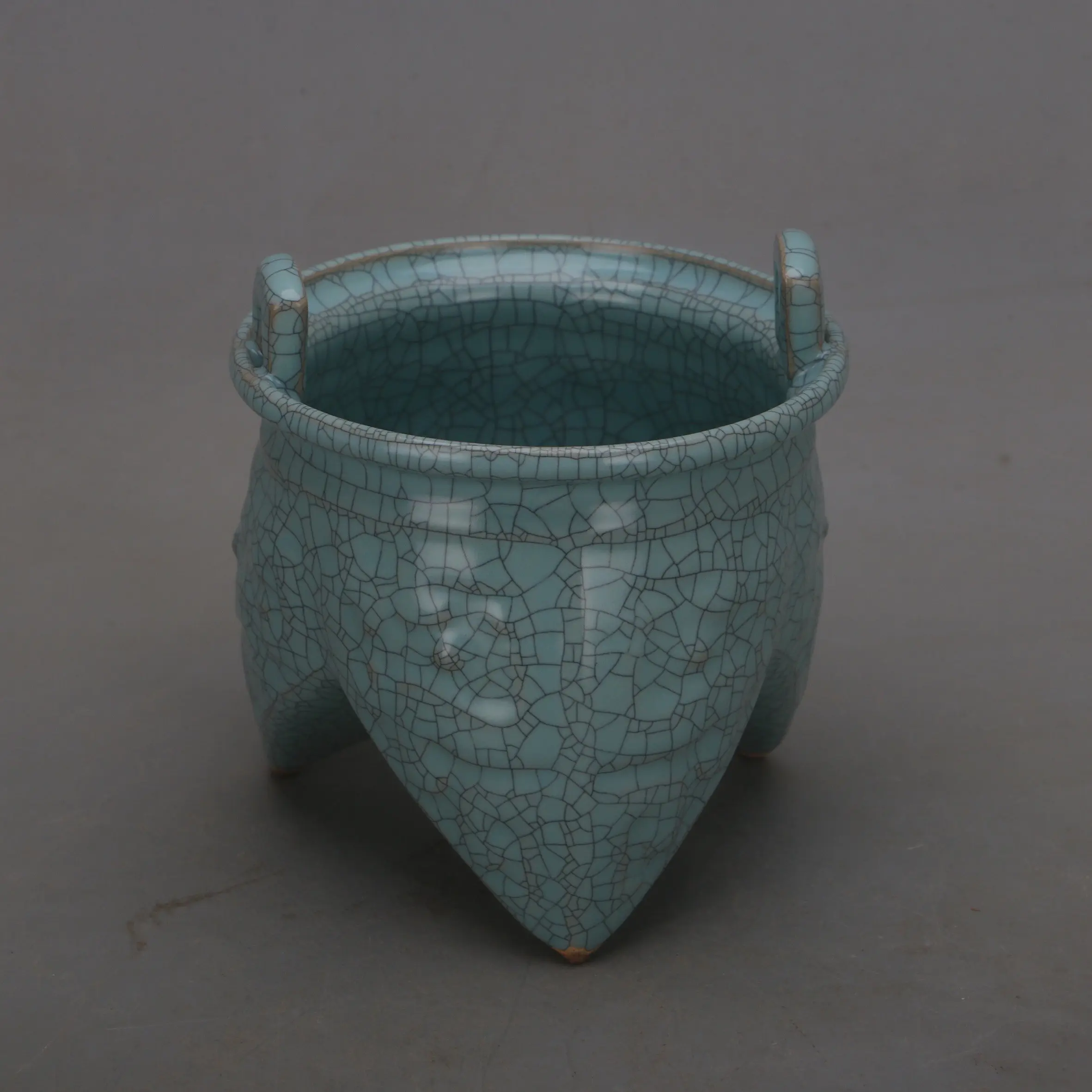 Song Ru Ware Celadon Tripod Incense Burner Palace Mark Antique Reproduction Porcelain Home Decor Collectible