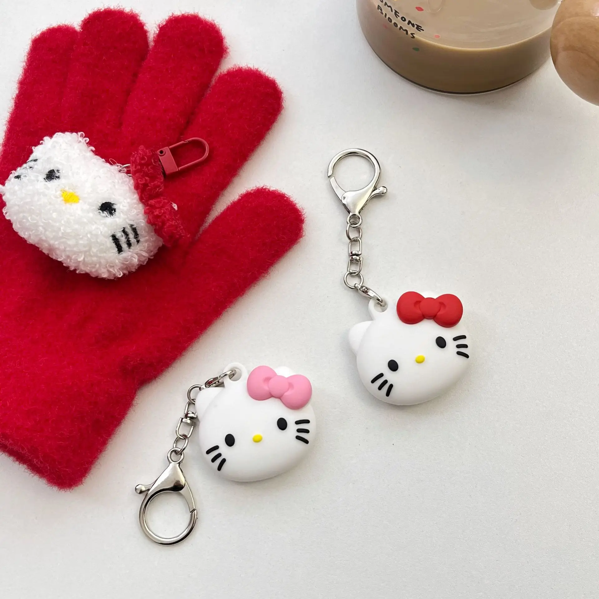لحافظة Airtags، حافظة Hello Kitty المصنوعة من السيليكون المقاوم للصدمات، غطاء حماية مضاد للخدش، حافظة Airtag لسلسلة المفاتيح