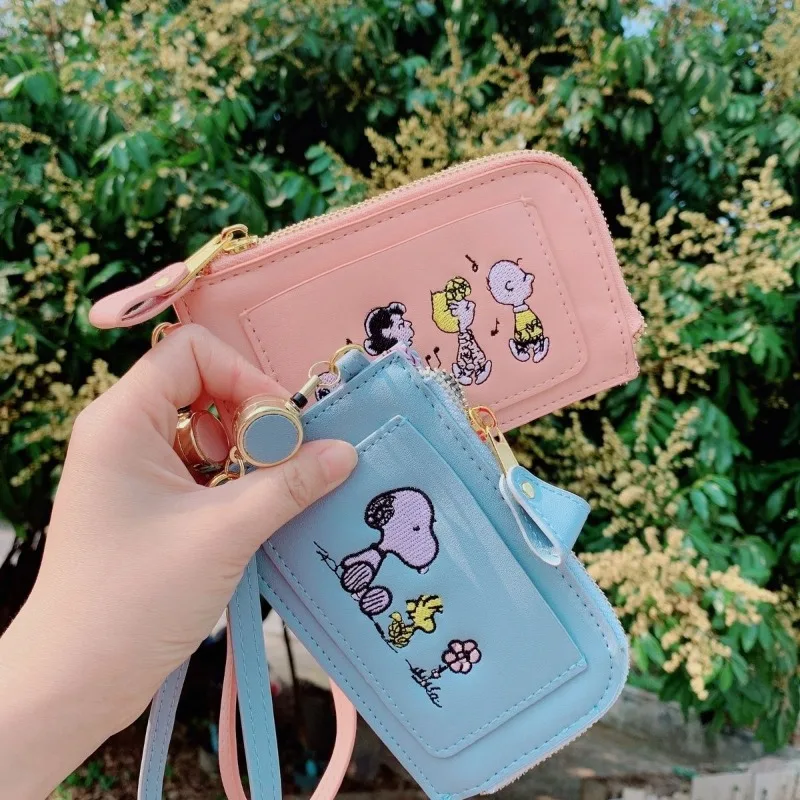 Snoopy animation peripheral cartoon kawaii creative retractable keychain card bag multifunctional mini wallet gift for girls