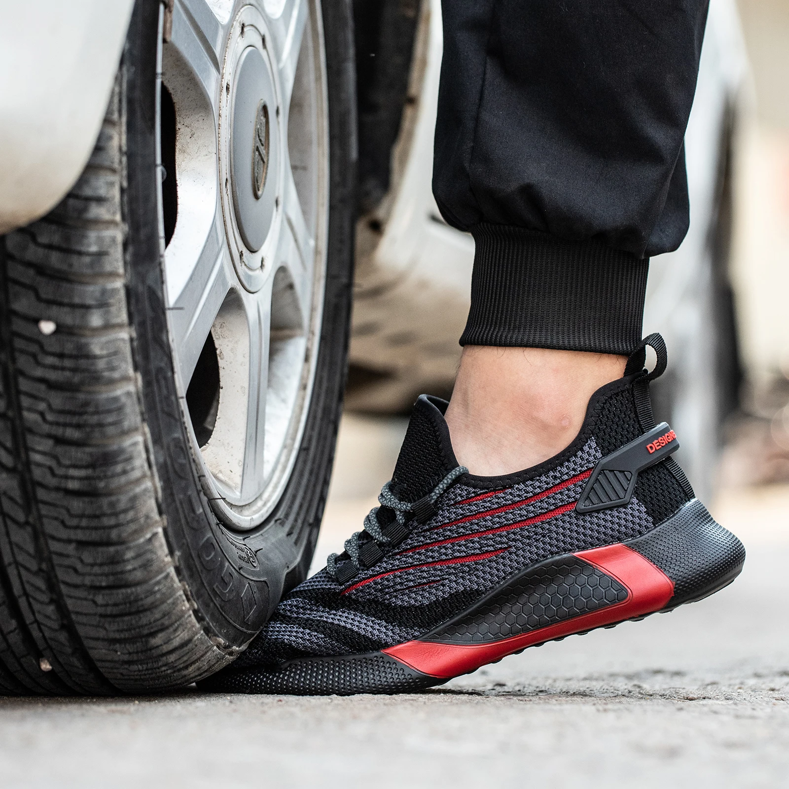 Men Safety Shoes anti-smash Anti-puncture protection Work Shoes Men Indestructible Work Boots Light Breathable Safety Boots