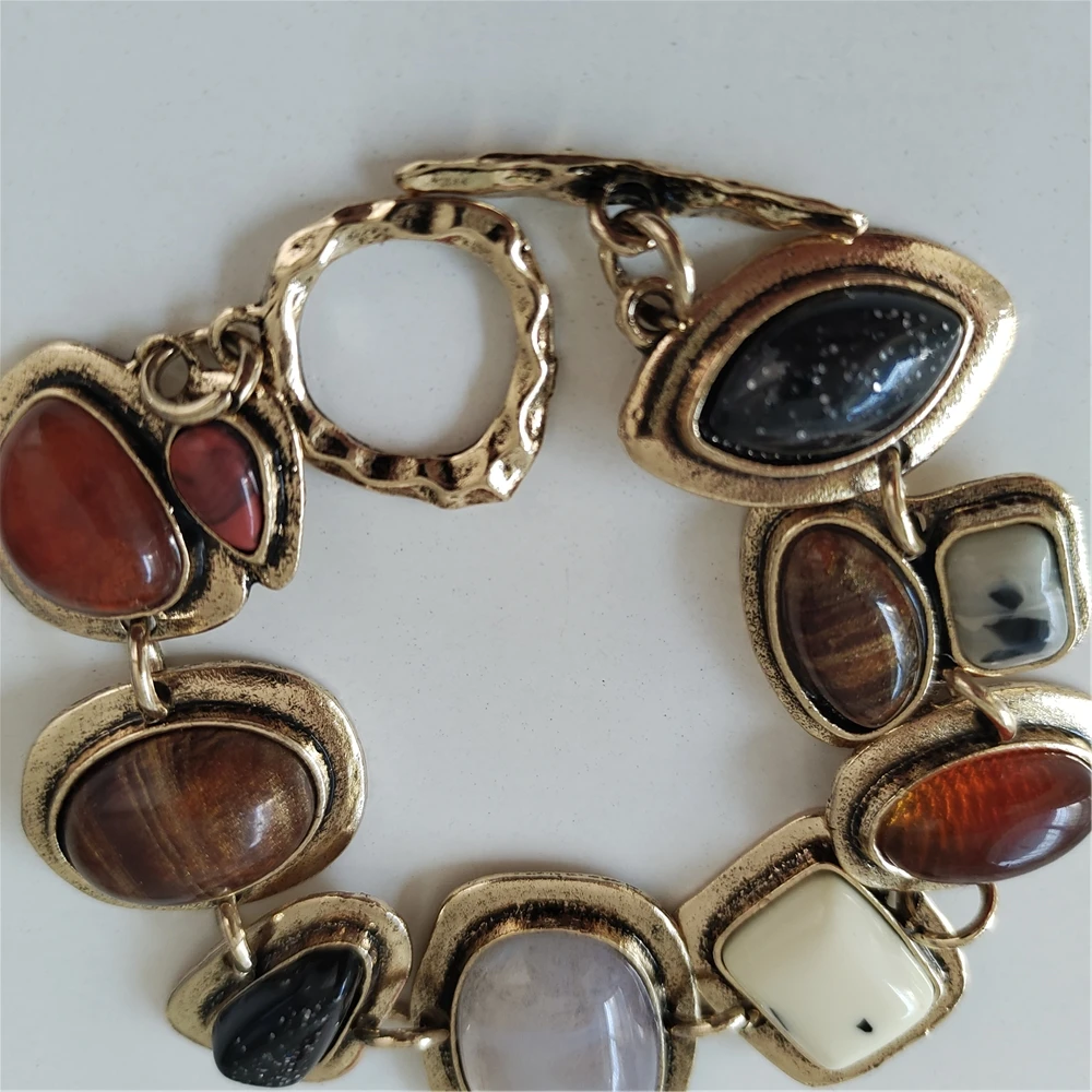 2024 New ZA Indian Ethnic Vintage Bracelet Women Fashion Boho Statement Charm Metal Hollow Links Resin Stone Bracelets Jewelry