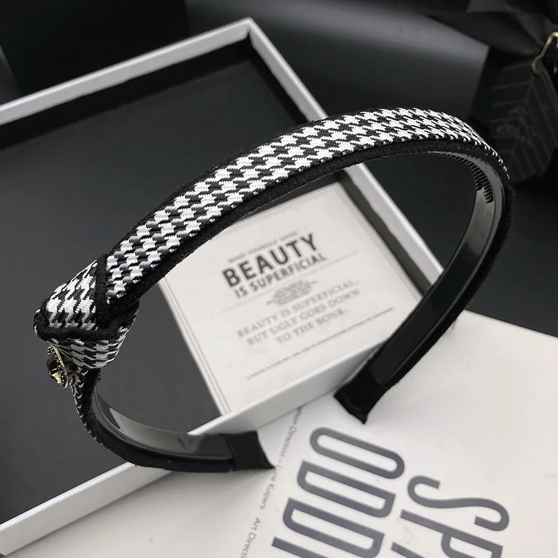 

Простая и стильная заколка для волос с узором «тысяча птиц», узкая, с зубчиками, противоскользящая, женская повязка для покупок, повязка для волос, предотвращающая давление на голову.