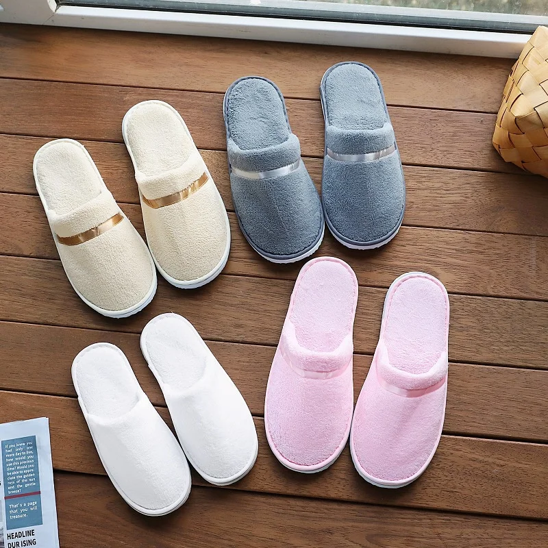Winter Fur Slippers Women Plush Home Shoes Hotel Flat Slippers Thick Fleece Indoor Slippers for Bedroom Non-Slip Silent Slides