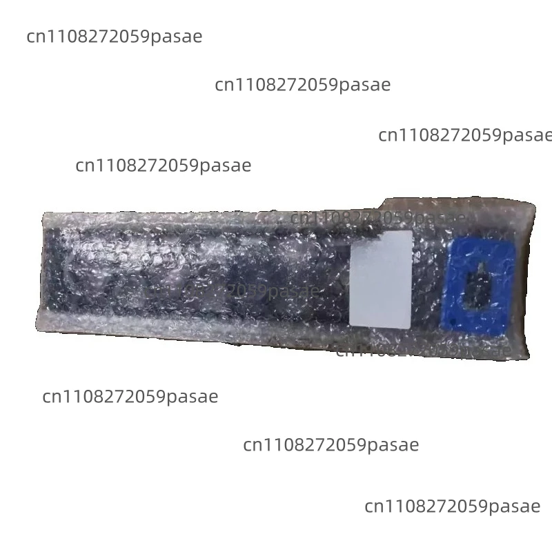 

Оригинальная и совершенно новая панель-заглушка для серверов R740, R540, R740xd, R550, R750, R750XS