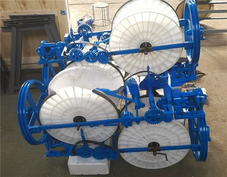 

Машина для скручивания веревок из соломы/травы/риса/пшеницы/джута/тростника 10 мм, заводская цена