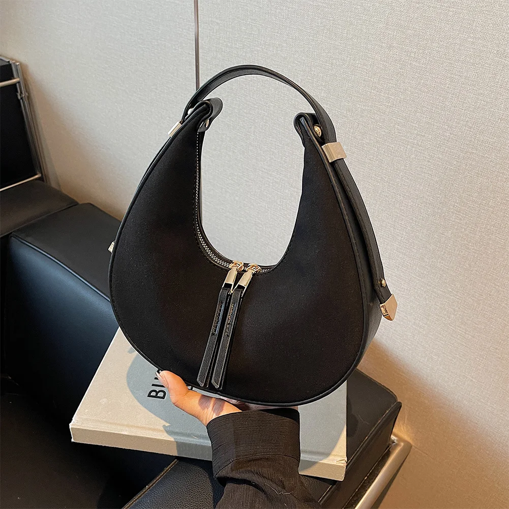 Dames Faux Suede Schoudertas Stijlvolle Halve Maan Tas Grote Capaciteit Kleine Tote Bag Ritssluiting Verstelbare Riem voor Herfst Winter