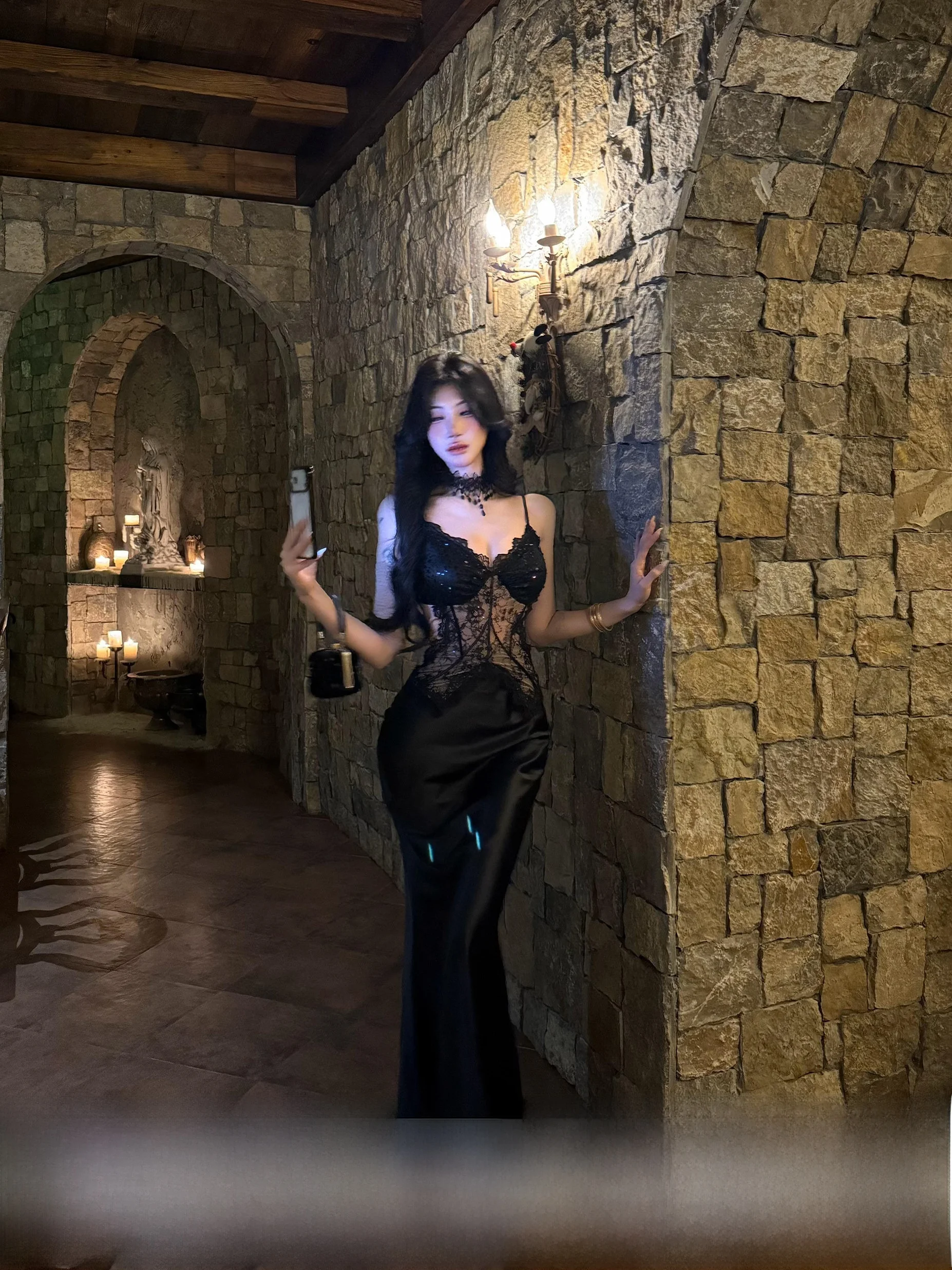 

Новое женское зимнее длинное платье-футляр с кружевными вставками, на бретельках, с застежкой-молнией, облегающее, с эффектом стройности