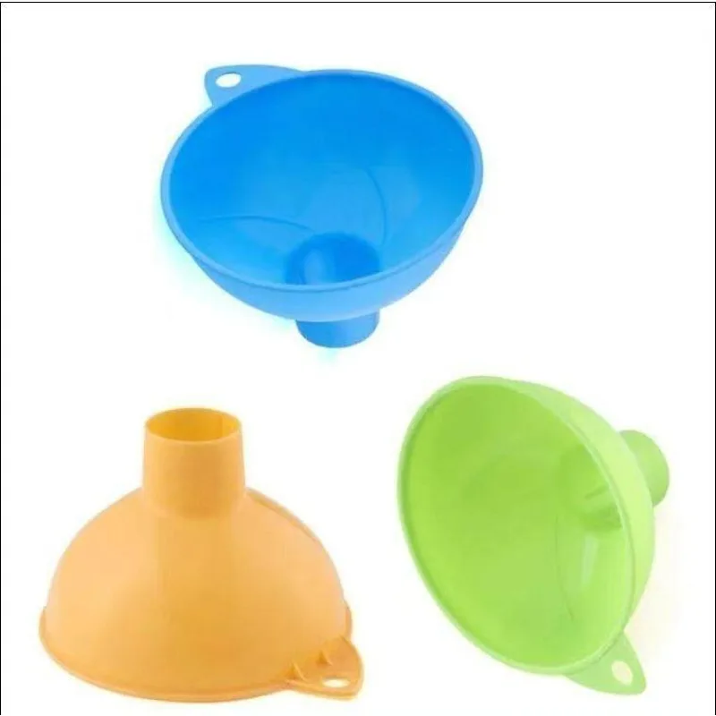 Special funnel for bottled water, household food grade plastic grains, oil water, wine funnel