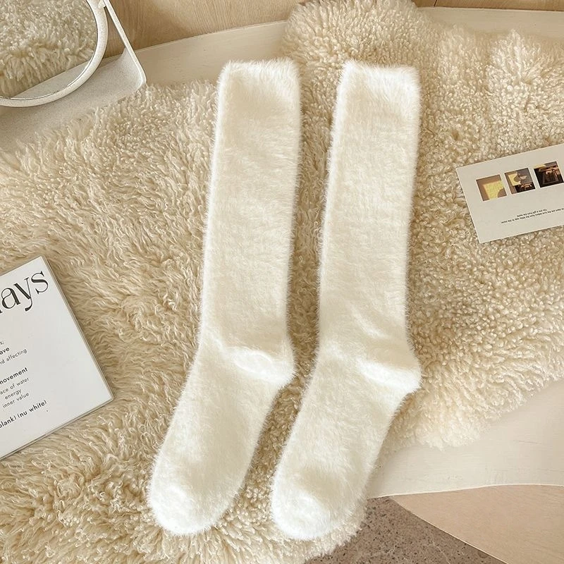 Women’s Fuzzy Calf Socks, Mink-Style Fleece, Thick and Warm for Fall/Winter, Fluffy Sleep Socks, Long Slouch Socks