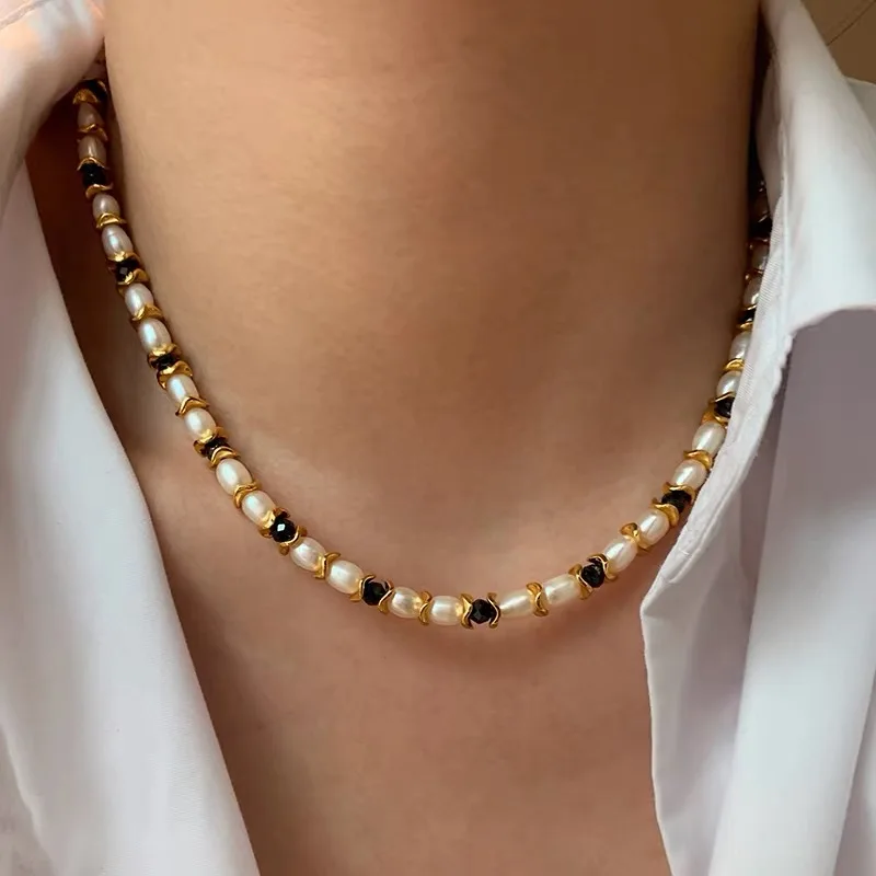 Special-shaped Freshwater Pearl Necklace, Elegant, Versatile, Small Fragrant Style, Light Luxury Niche Women's T-buckle Necklace