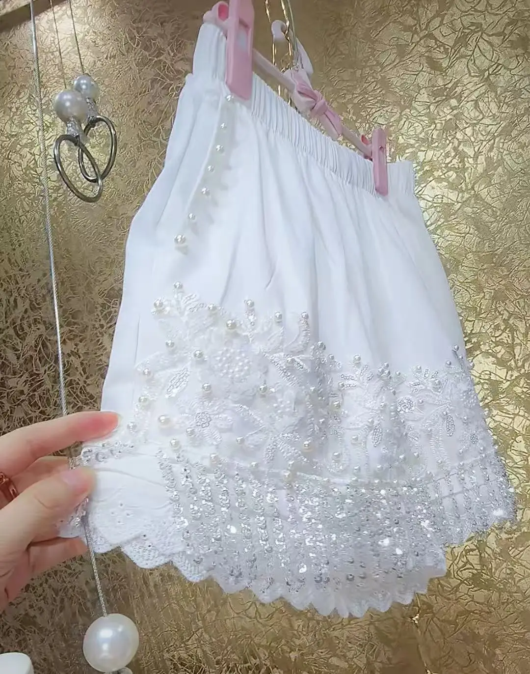 Novo em design de luxo high street y2k shorts brancos para mulheres 2025 verão quente curto cintura elástica calças curtas roupas femininas